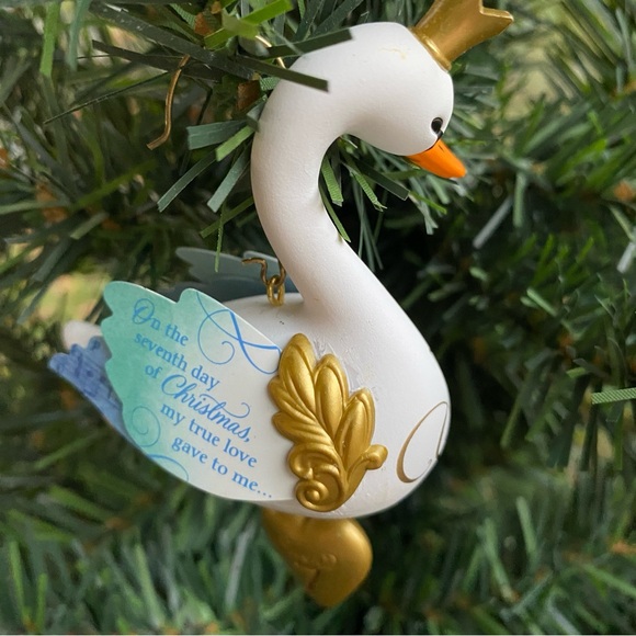 NWT Hallmark 2017 7 Seven Swans-A-Swimming 12 Days of Christmas bird ornament - Picture 3 of 7